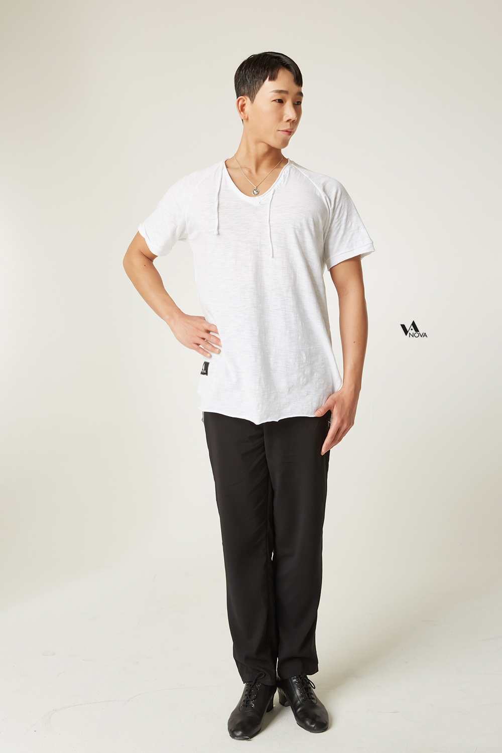 High V-neck Semi-Fitted Cotton Shirt
