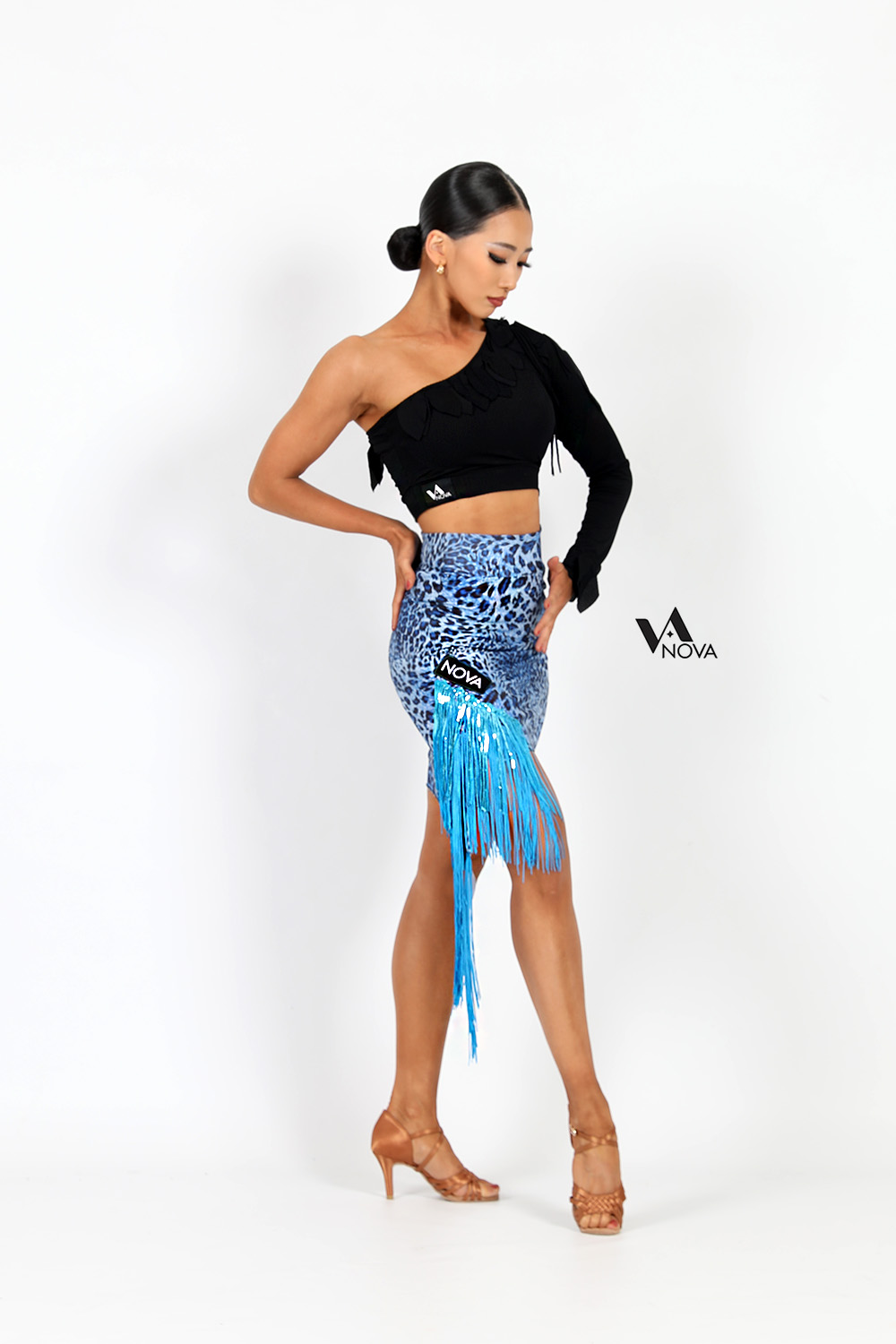 한정판매 Blue Leopard Skirt with Spangle Trim