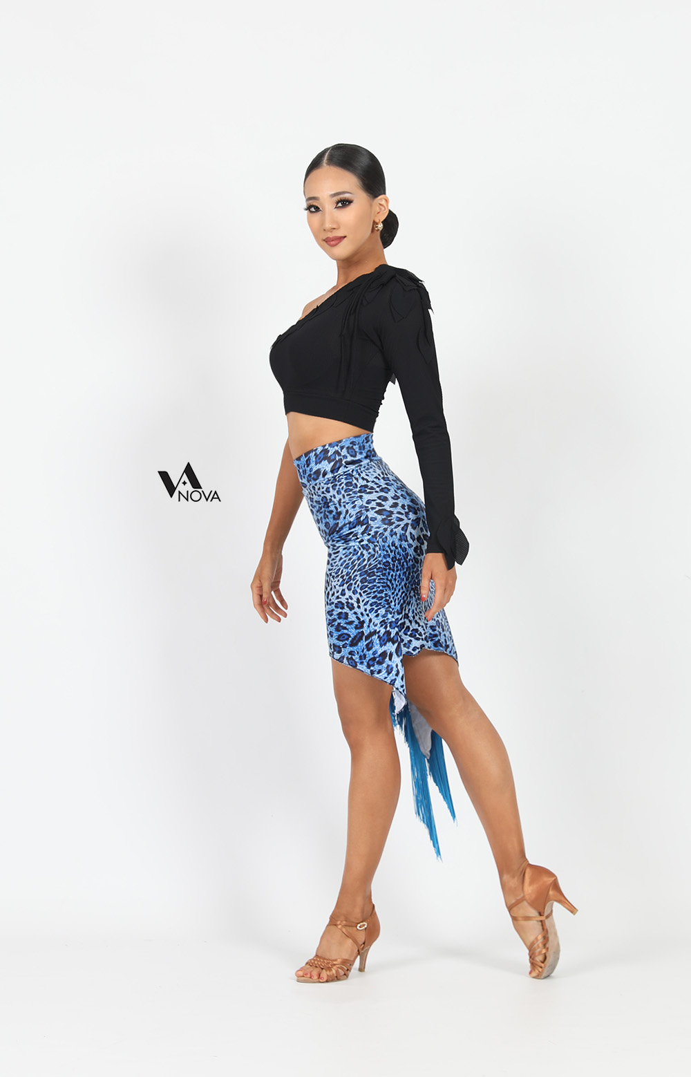 한정판매 Blue Leopard Skirt with Spangle Trim