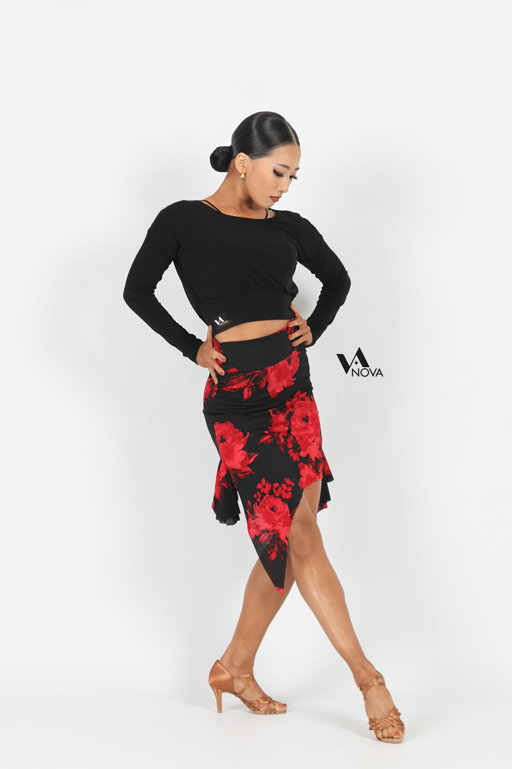 한정판매 Red Floral Print Ruffle Skirt