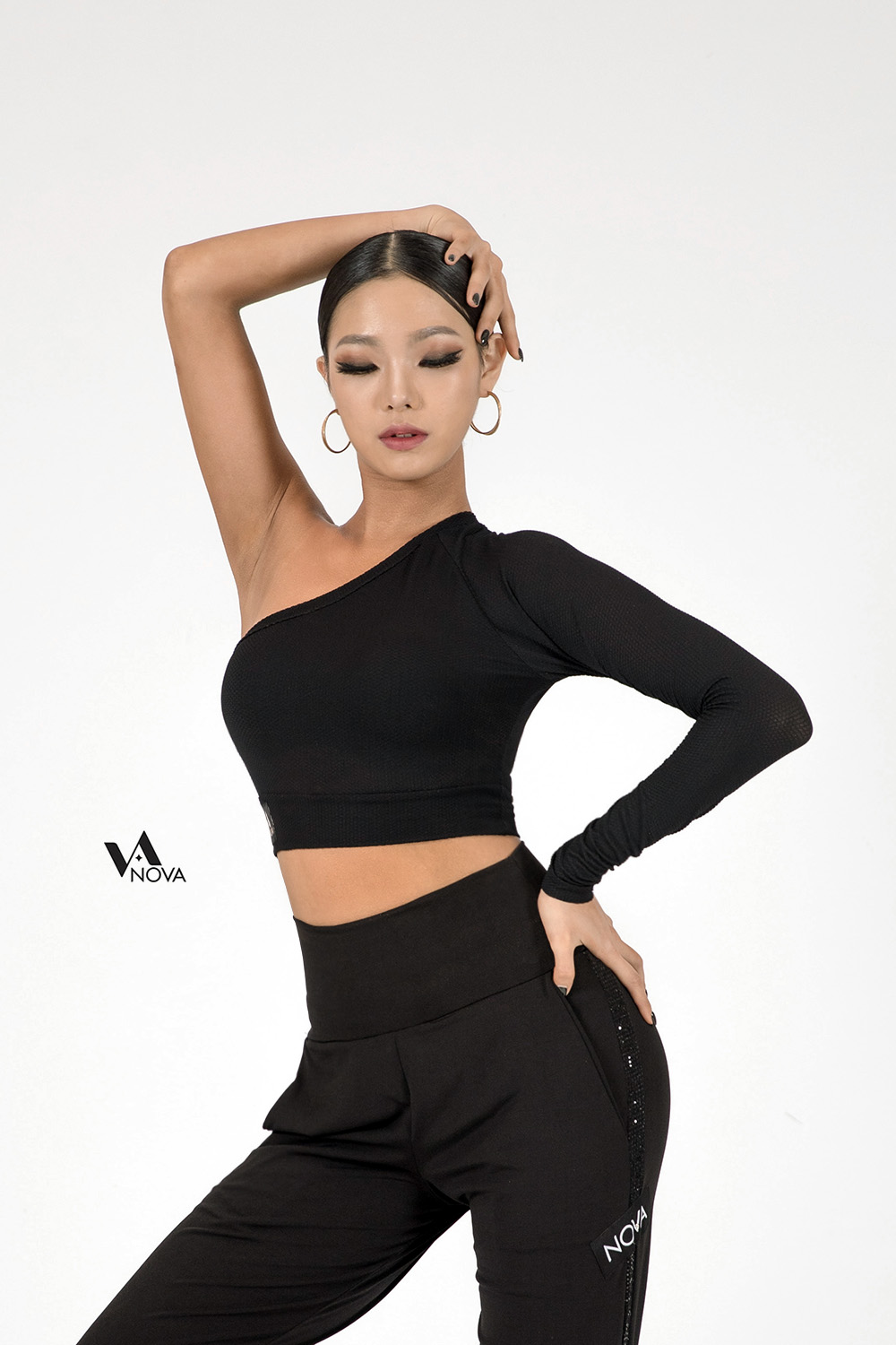 Single Shoulder Cool Span Cropped Top